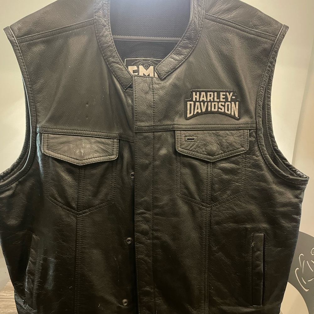 FMC black riding vest